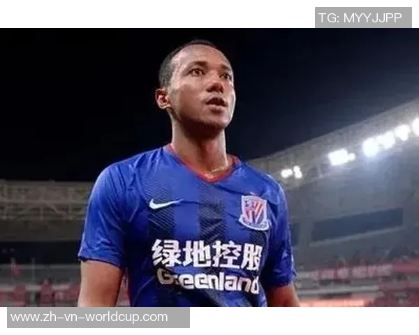 追逐绿茵场上的梦想与激情，书写属于我的足球传奇人生